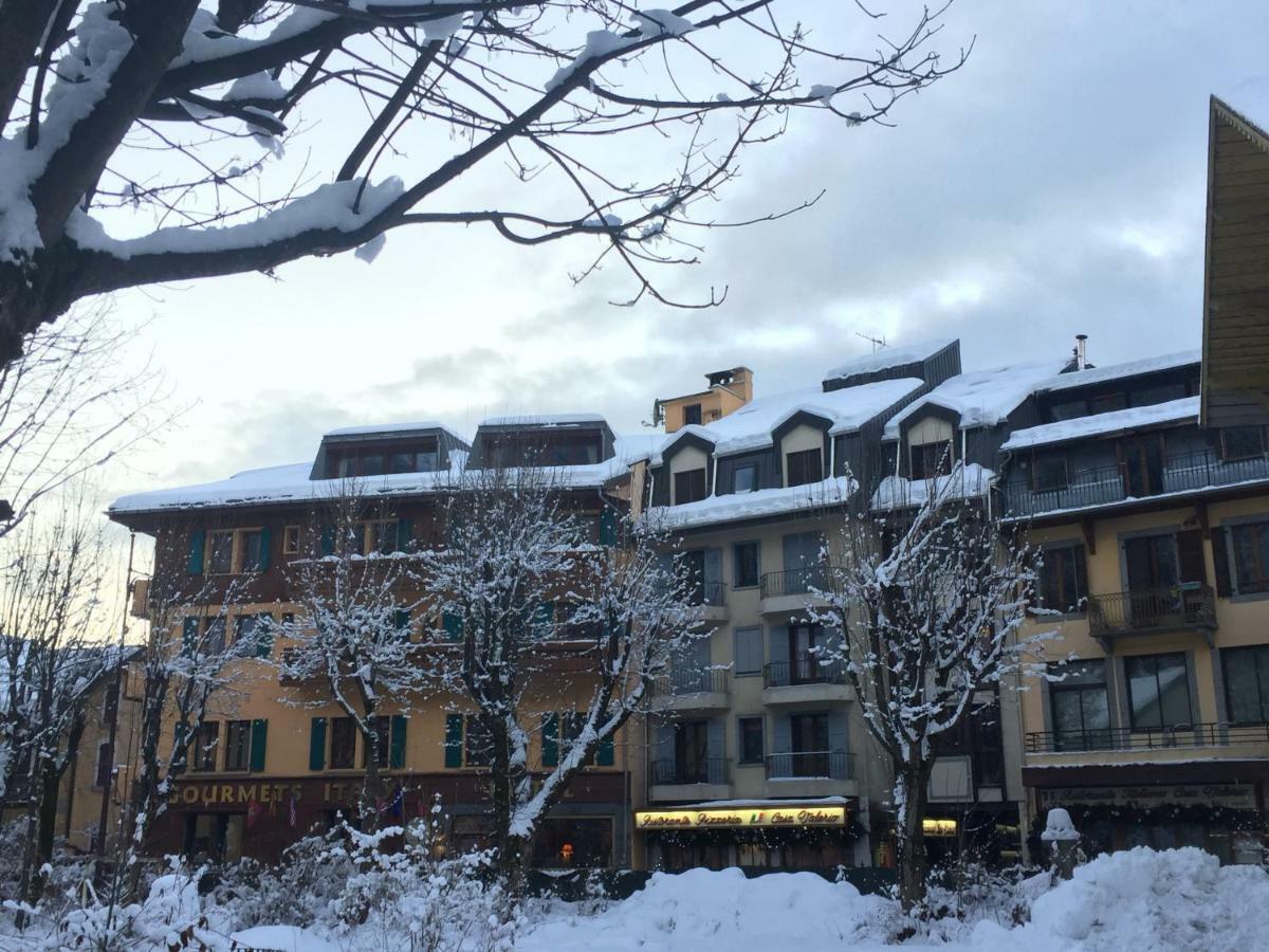 Duplex En Vieux Bois Hyper Centre Apartment Chamonix Luaran gambar