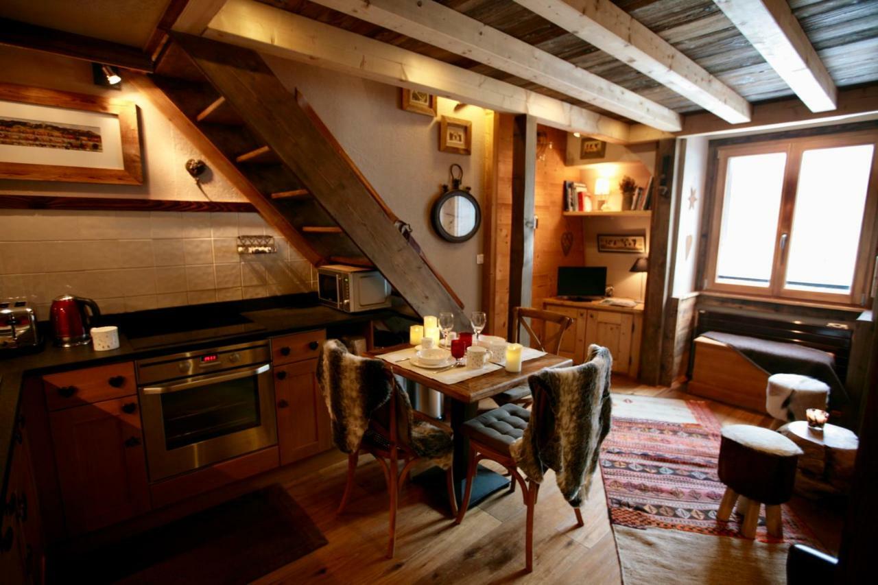 Duplex En Vieux Bois Hyper Centre Apartment Chamonix Luaran gambar